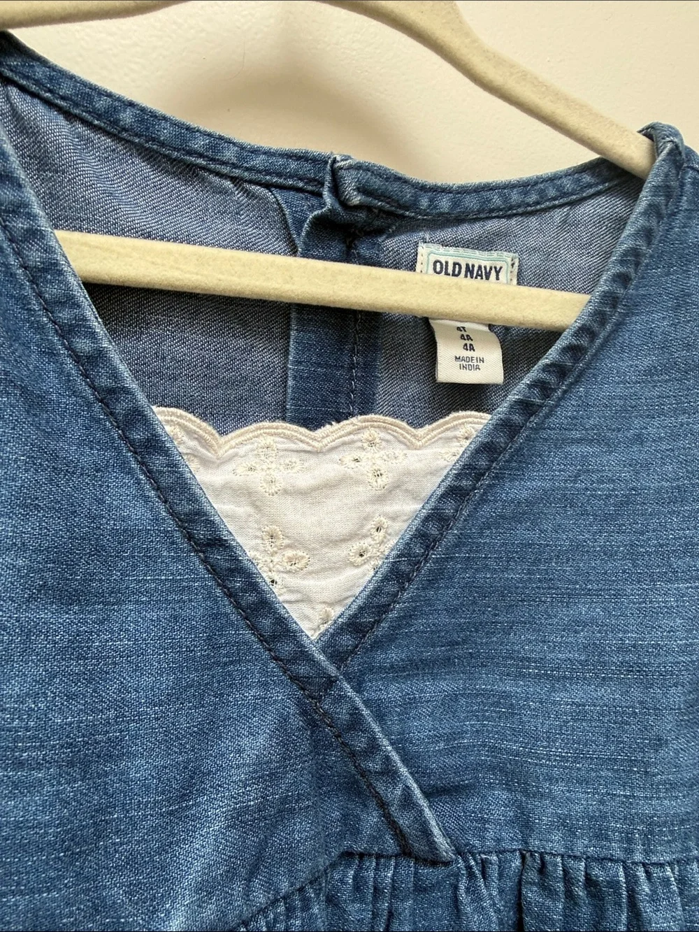Old Navy Embroidered Butterfly Denim Dress Size 4T